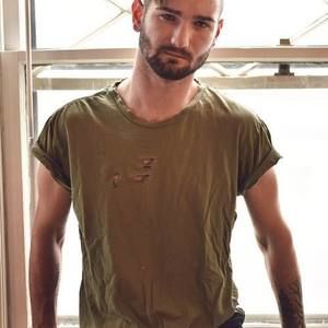 Meet your Posher, Travis